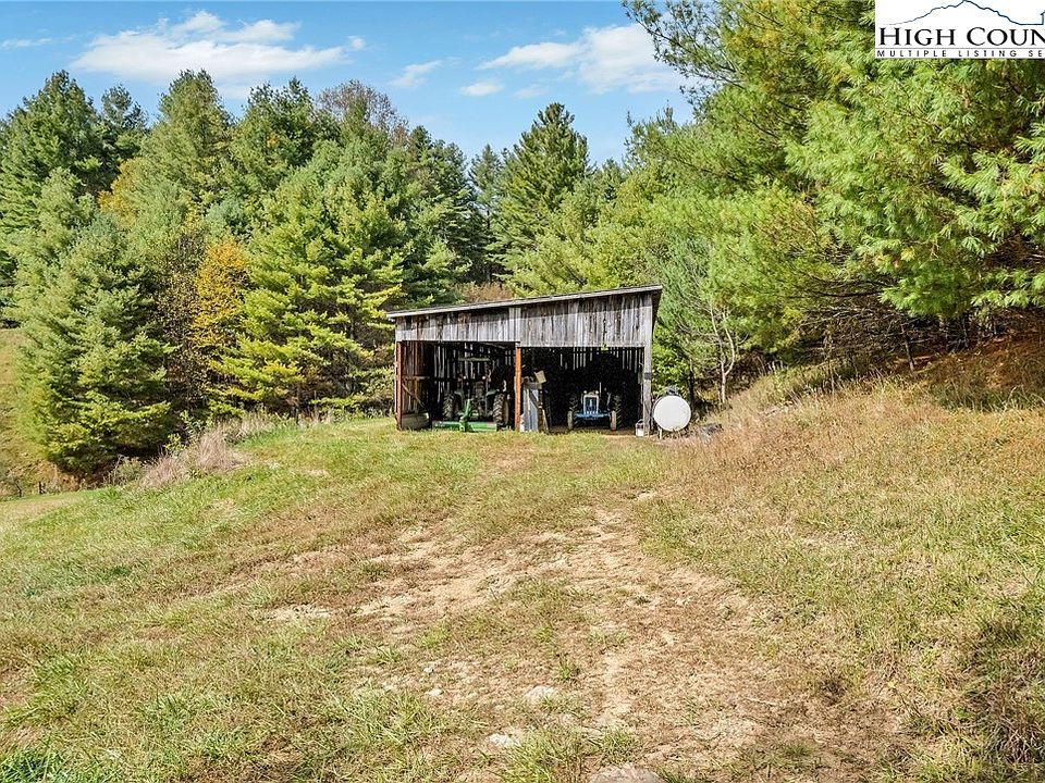 46th image of 886 Blevins Hollow Road