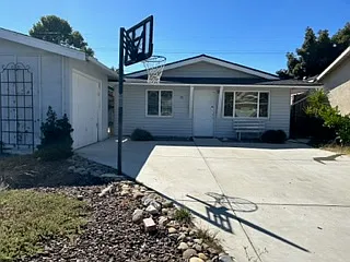 731 Paul Pl