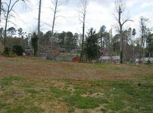 1501 N King Charles Rd, Raleigh, NC 27610