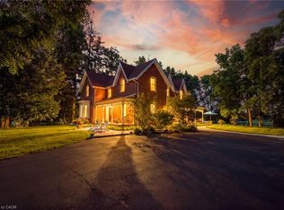 5515 Blind Line, Burlington, ON L7P 0B1