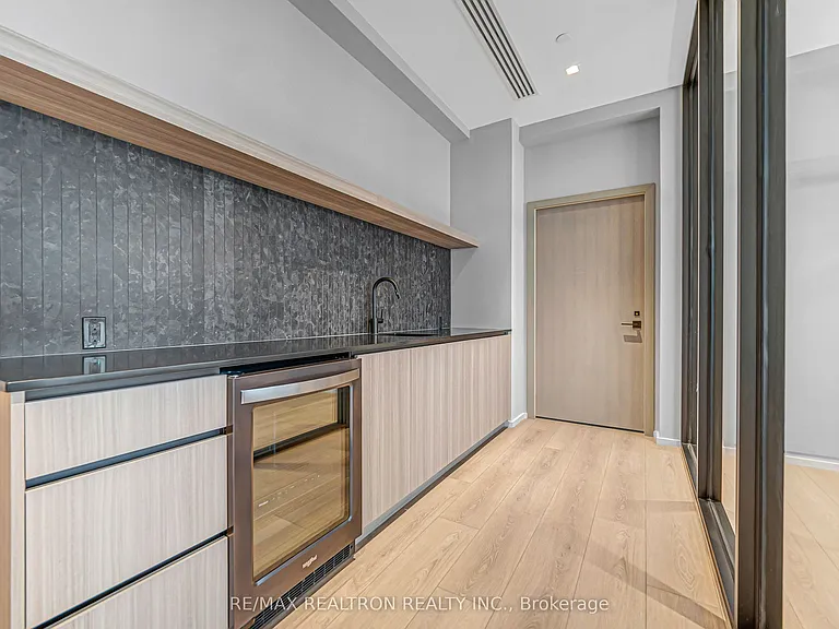 609 Sherbourne St #3201 — Photo 48