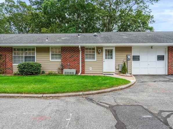 48 Trent Court #B, Ridge, NY 11961