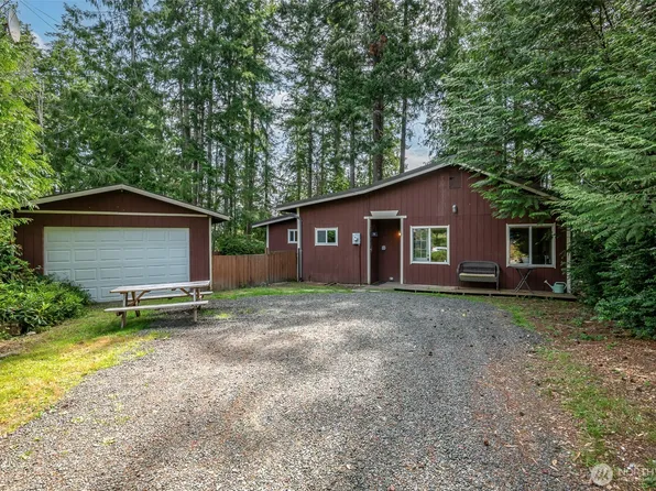 1207 E Madrona Boulevard NW, Lakebay, WA 98349
