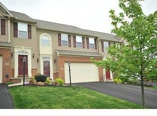 202 Maple Ridge Dr, Canonsburg, PA 15317