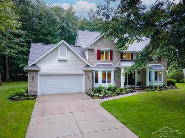 5407 Stone Ridge Dr, Midland, MI 48640