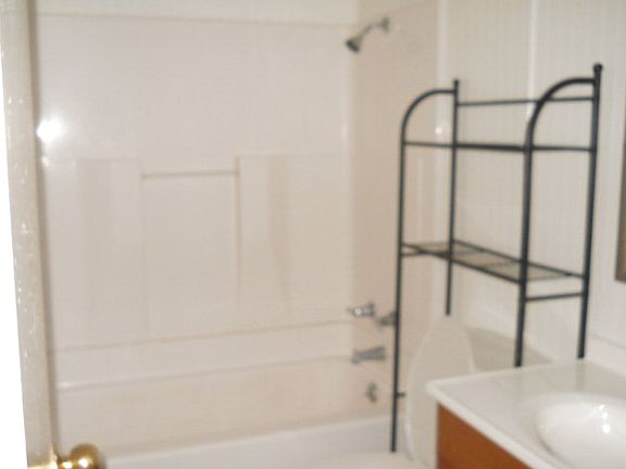 5th image of 1700 Doran Dr