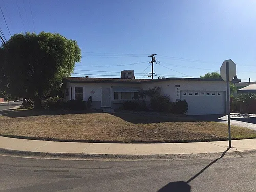 903 15th St Photo 1