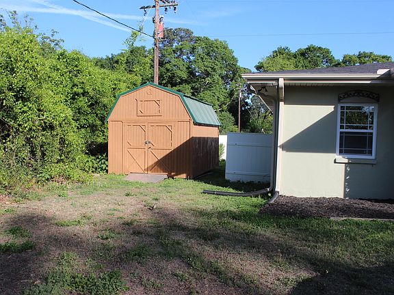 2nd image of 347 Oak Grove Rd