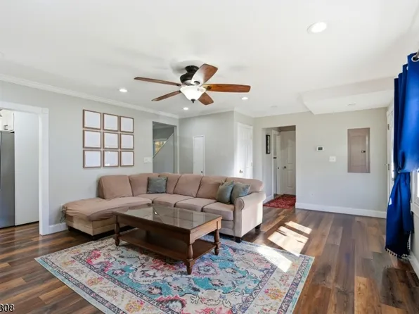 920 W Walnut Dr, Stillwater Twp., NJ 07860