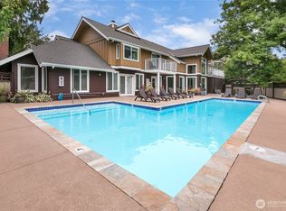 300 N 130th St UNIT 7104, Seattle, WA