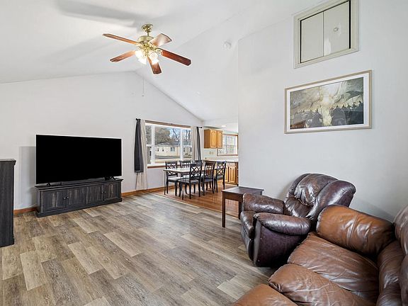 2nd image of N1340 Cedar ROAD