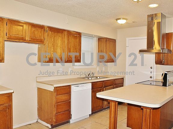 5th image of 219 Rockaway Dr
