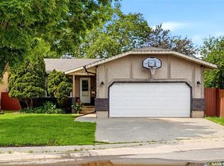 314 Howe PLACE, Regina, SK S4R 8M5