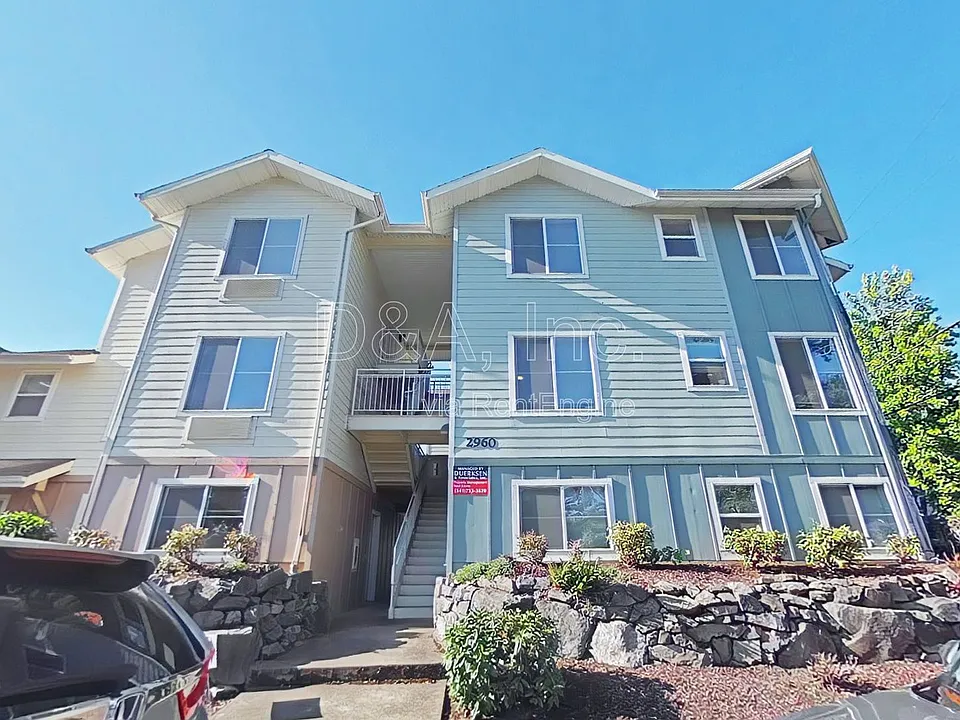 2930 NW Tyler Ave #211