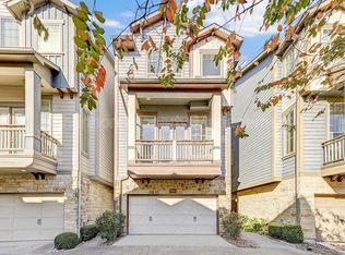 746 Nicholson St, Houston, TX 77007