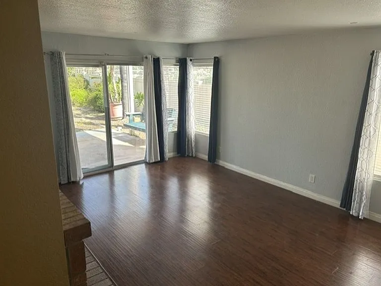 39771 Barberry Ct — Photo 7