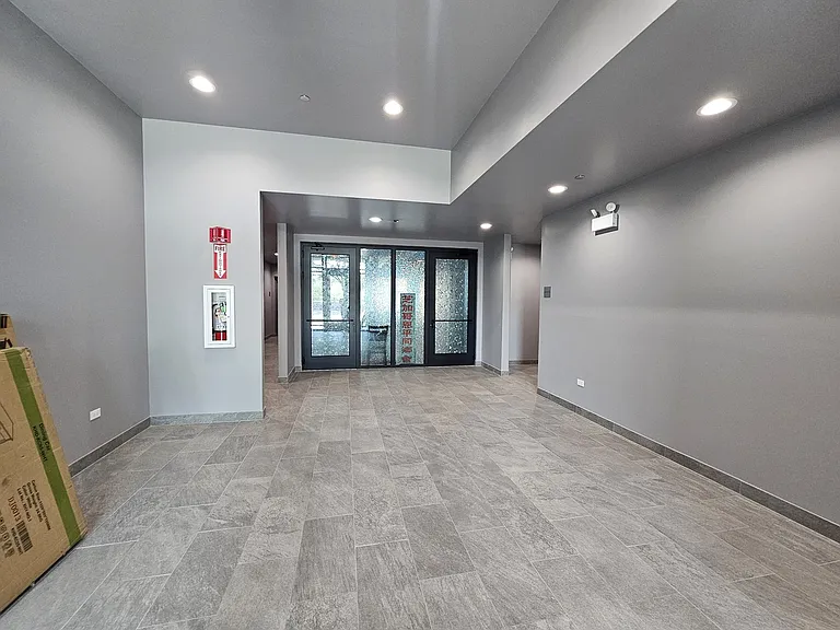 2807 S Halsted St #310 — Photo 4