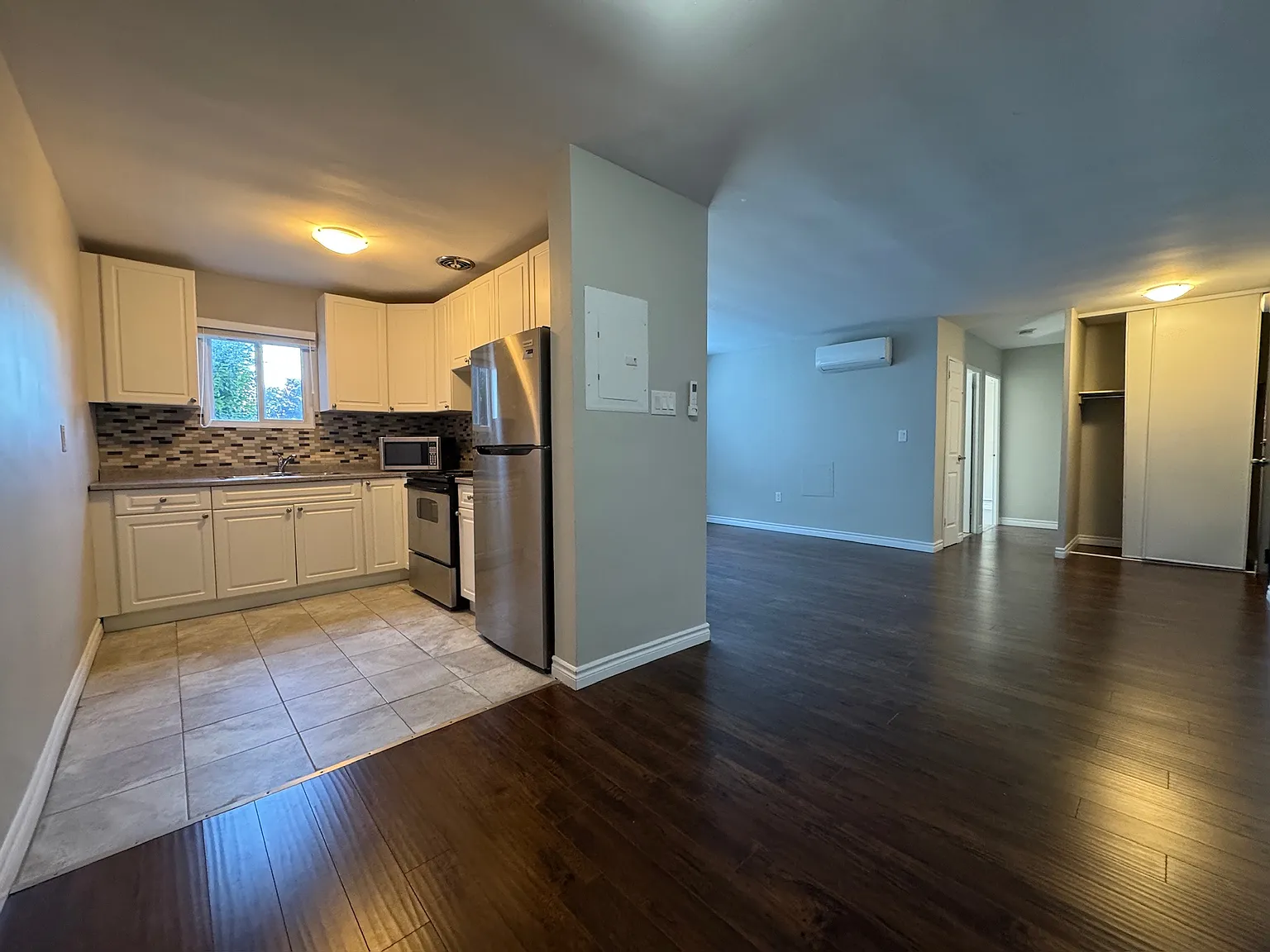 13 Lansdowne Avenue N Sarnia — Photo 1