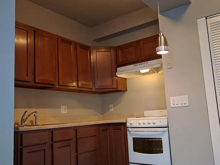 1001 Saint Paul St #10E — Photo 2