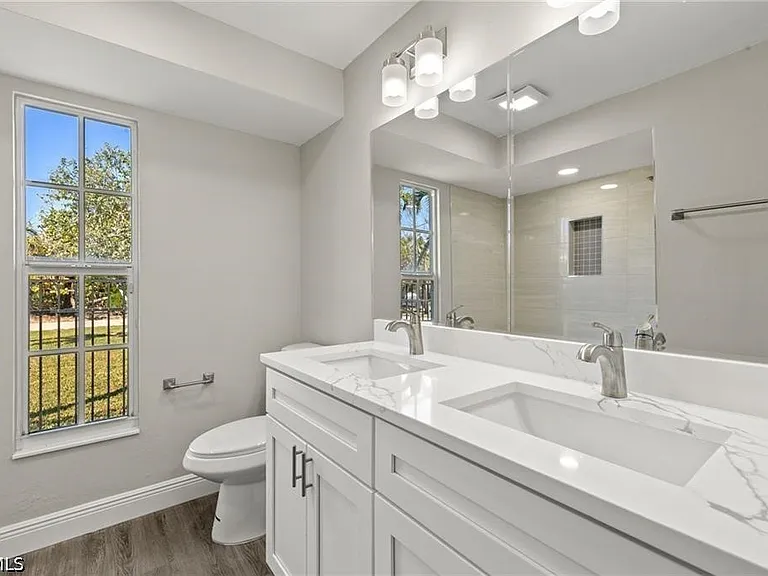 780 Beach Rd — Photo 16
