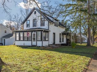 607 Beahan Rd, Rochester, NY 14624