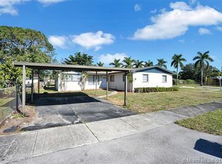 2201 NW 189th Ter, Miami Gardens, FL 33056