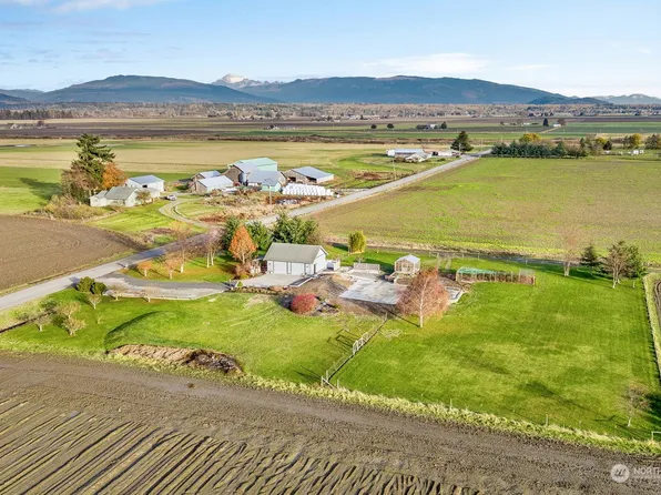 13470 Sullivan Road, Bow, WA 98232