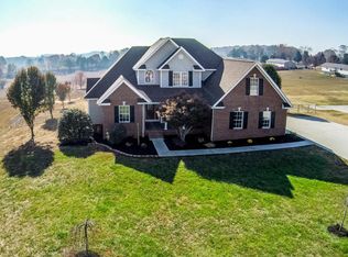 112 Barclay Ln, Madisonville, TN 37354