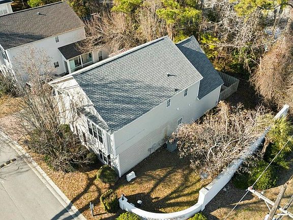 2nd image of 7300 Cassimir Pl