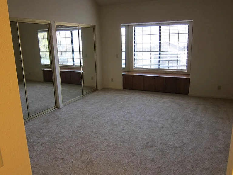 4084 Crystal Dawn Ln #4 — Photo 6
