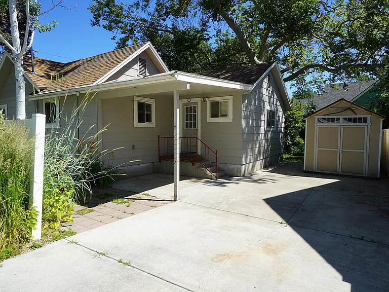 5707 N Bogart Ln — Photo 4