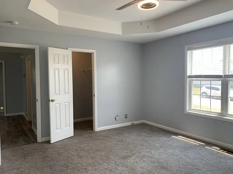 689 Artic Ave — Photo 14