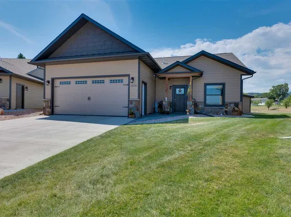 2220 Arrowhead Cir, Spearfish, SD 57783
