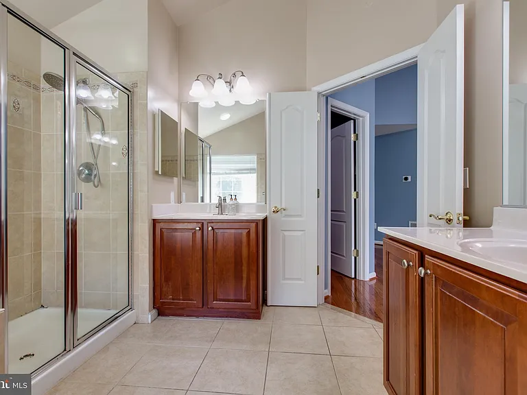 2191 Oak Forest Dr — Photo 49