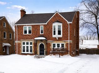 2500 Dysart Rd, University Heights, OH 44118