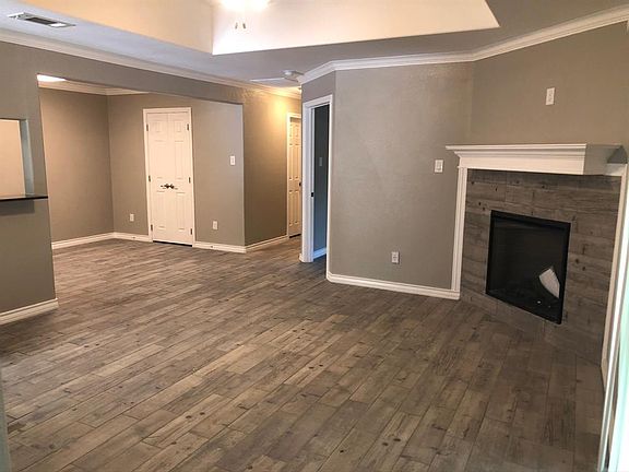 4th image of 560 Gilcrease St #556