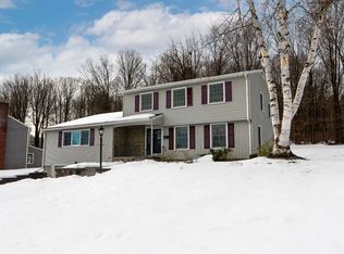 14 Overbrook Cir, New Hartford, NY 13413