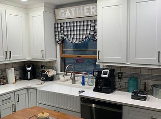 169 Fabric Ln, Rural Retreat, VA 24368