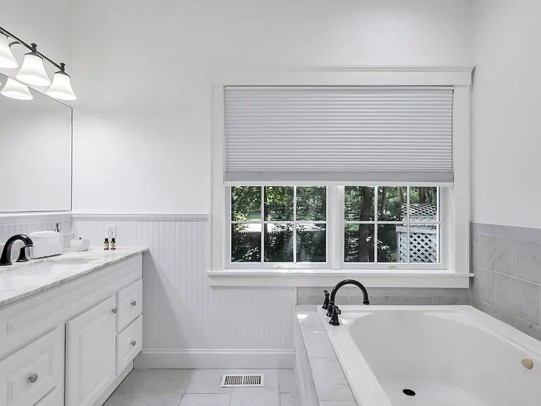1110 N Sea Rd — Photo 32