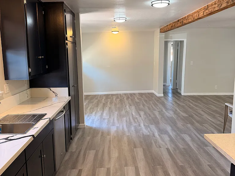 1280 Patricia Ave — Photo 9