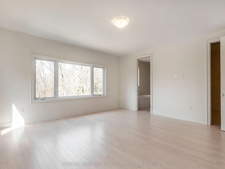 143 S Ambrous Cres — Photo 10