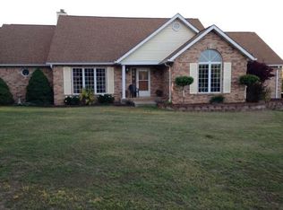 6963 Rickashe Ln, Dittmer, MO 63023