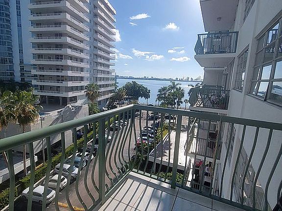 5th image of 1408 Brickell Bay Dr APT 616