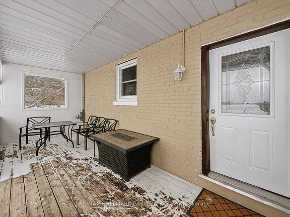 4th image of 1320 Heights Rd