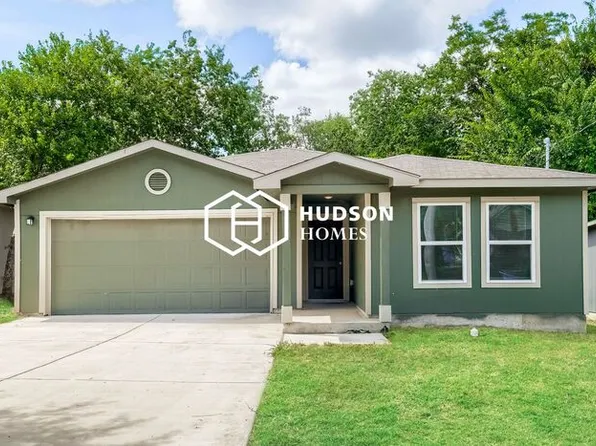 215 Garcia St, Seguin, TX 78155