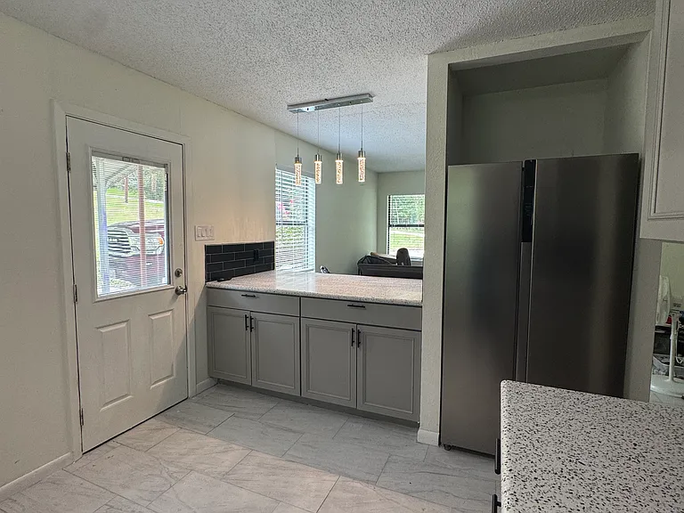 32 Woelfley Ln — Photo 5