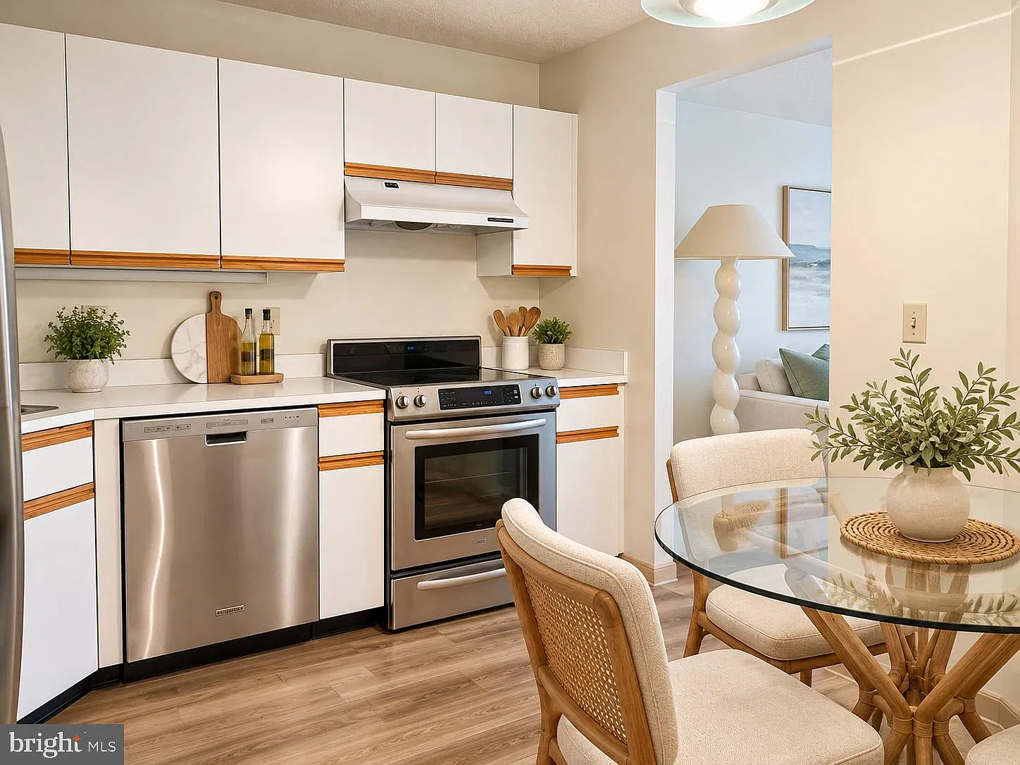 1 bed, 1.0 bath, 850 sqft, $2,275 — Photo 3