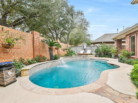 3rd image of 11413 Gallant Ridge Ln