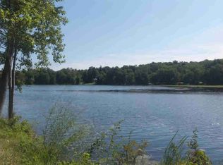 26 W Hunns Lake Rd, Stanfordville, NY 12581