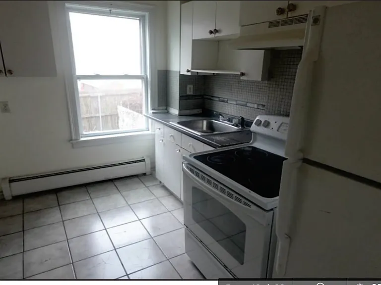 21 Morris St #3 — Photo 1